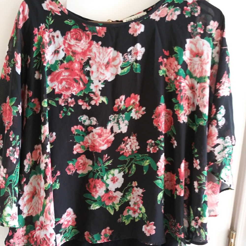 Patterened blouse